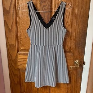 Zara black and white fit and flare sleeveless dress size S